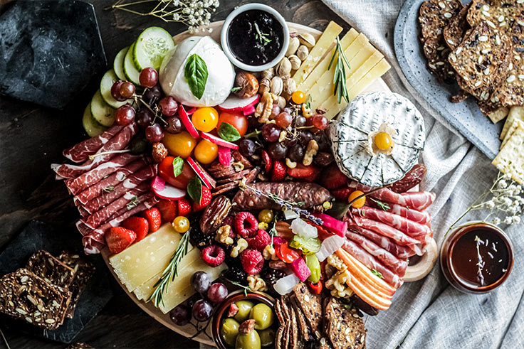 How to make a charcuterie board